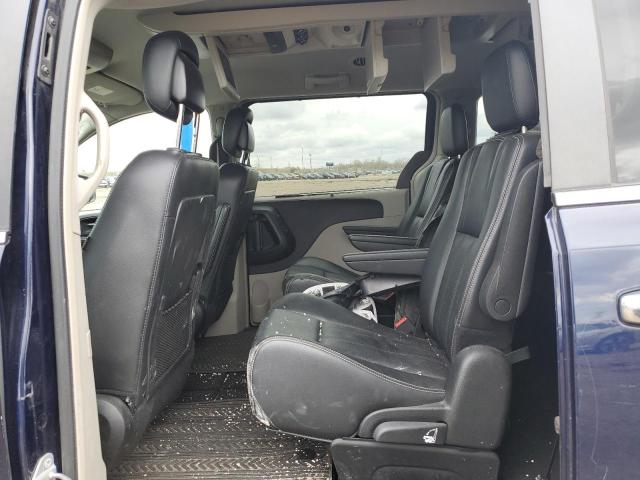 Photo 10 from auction – 2014 CHRYSLER TOWN & COU with VIN 2C4RC1CGXER408886