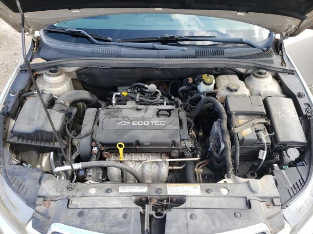 Photo 11 from auction – 2012 CHEVROLET CRUZE LS with VIN 1G1PC5SH7C7221640