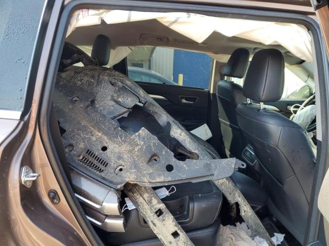 Photo 11 from auction – 2018 TOYOTA HIGHLANDER with VIN 5TDJZRFH4JS814095