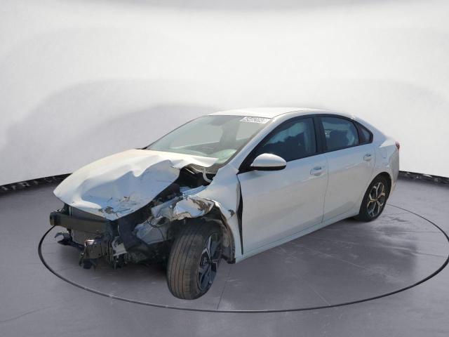 KIA FORTE FE 2021 with VIN 3KPF24AD8ME350812 - Photo from auction