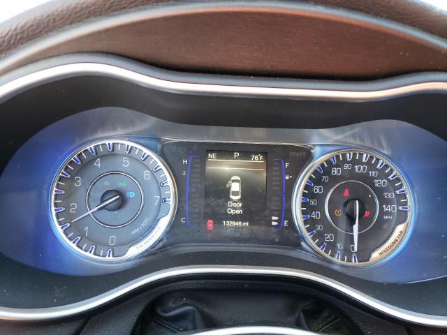 Photo 9 from auction – 2015 CHRYSLER 200 LIMITE with VIN 1C3CCCAB2FN732586
