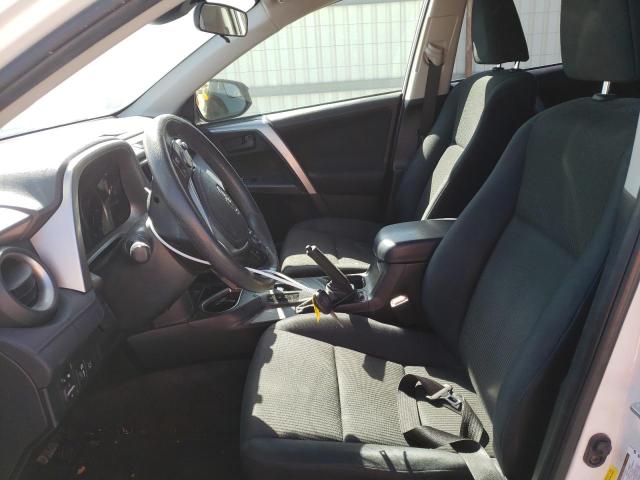 Photo 7 from auction – 2017 TOYOTA RAV4 LE with VIN JTMZFREV6HJ124679
