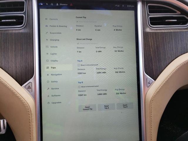 Photo 9 from auction – 2013 TESLA MODEL S with VIN 5YJSA1DP8DFP28871