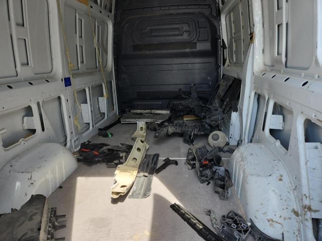 Photo 6 from auction – 2019 MERCEDES-BENZ SPRINTER 2 with VIN WD3BF0CD0KP033154