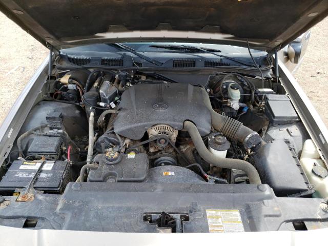 Photo 11 from auction – 2001 MERCURY GRAND MARQ with VIN 2MEFM75W11X628963