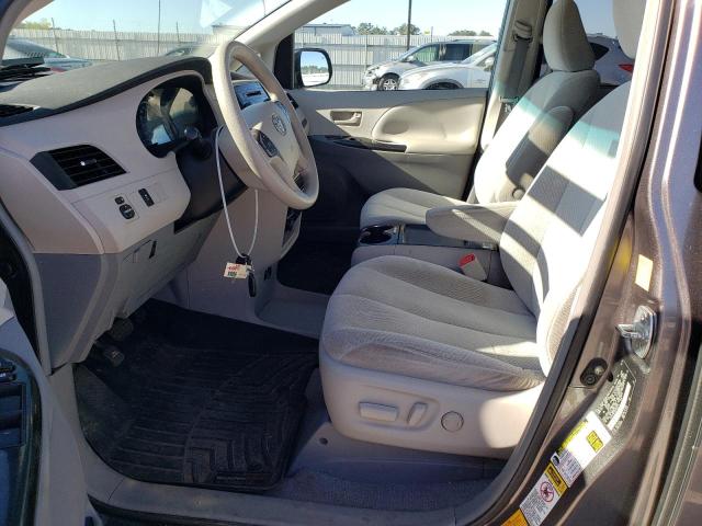 Photo 7 from auction – 2011 TOYOTA SIENNA LE with VIN 5TDJK3DC5BS004615