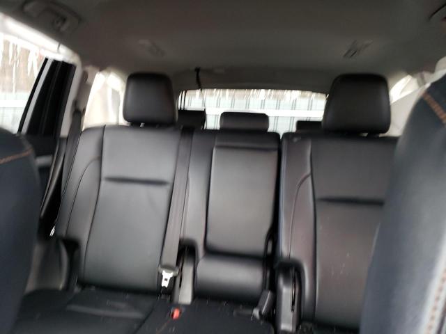 Photo 10 from auction – 2019 TOYOTA HIGHLANDER with VIN 5TDJZRFH3KS599553
