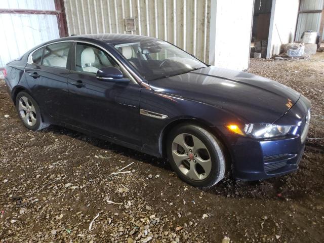 Photo 4 from auction – 2018 JAGUAR XE with VIN SAJAR4FX5JCP36620