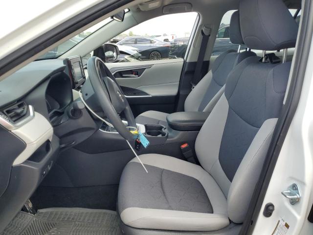 Photo 7 from auction – 2020 TOYOTA RAV4 XLE with VIN JTMW1RFV2LD058977