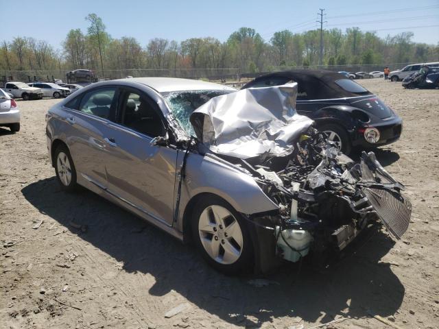 Photo 4 from auction – 2012 HYUNDAI SONATA HYB with VIN KMHEC4A43CA047068