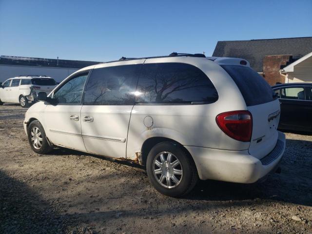 Photo 2 from auction – 2005 CHRYSLER TOWN & COU with VIN 2C4GP54L85R594085