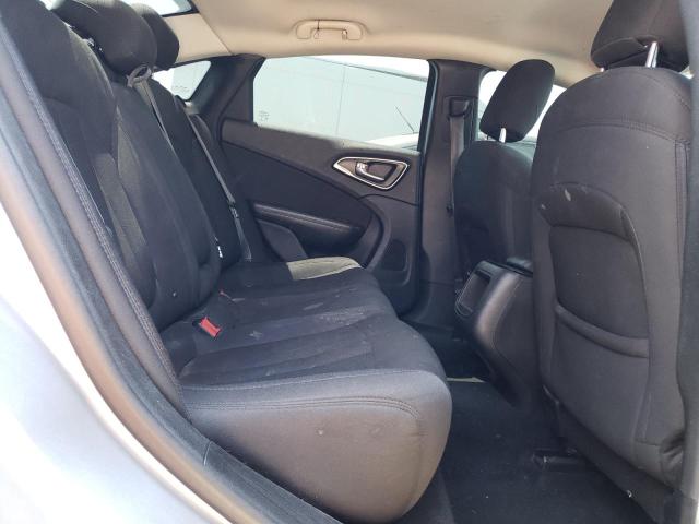 Photo 10 from auction – 2015 CHRYSLER 200 LIMITE with VIN 1C3CCCAB4FN595988