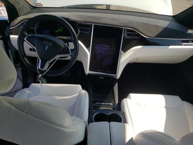 Photo 8 from auction – 2017 TESLA MODEL X with VIN 5YJXCBE24HF047265