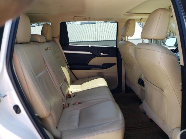 Photo 11 from auction – 2016 TOYOTA HIGHLANDER with VIN 5TDJKRFH4GS328349