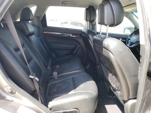Photo 11 from auction – 2014 KIA SORENTO LX with VIN 5XYKTCA68EG523630