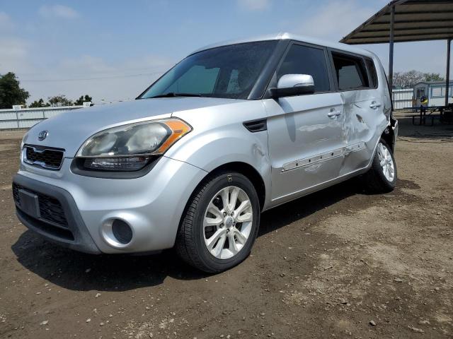 KIA SOUL + 2012 с VIN KNDJT2A60C7359094 - Снимка от търг