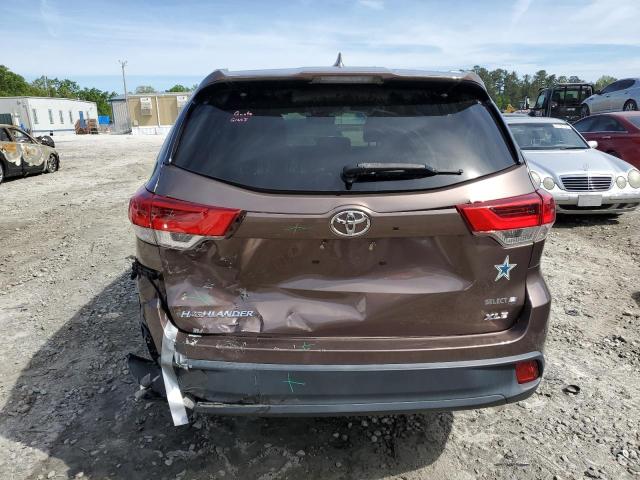 Photo 6 from auction – 2017 TOYOTA HIGHLANDER with VIN 5TDKZRFH0HS192495