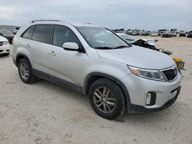 Photo 4 from auction – 2014 KIA SORENTO LX with VIN 5XYKTDA77EG498248