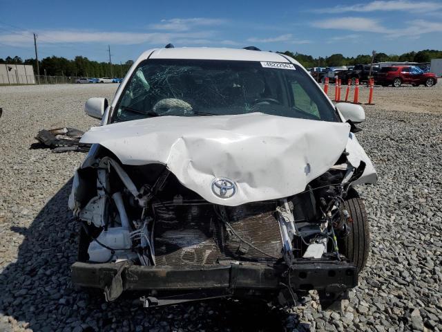 Photo 5 from auction – 2017 TOYOTA SIENNA LE with VIN 5TDKZ3DC9HS805461