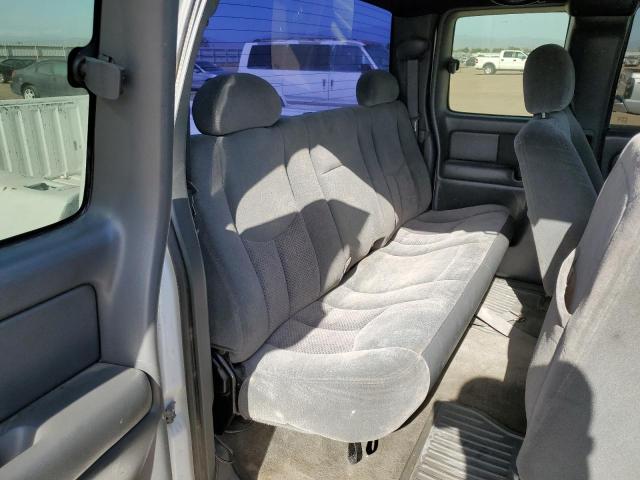 Photo 10 from auction – 2004 CHEVROLET SILVERADO with VIN 2GCEC19V741101676
