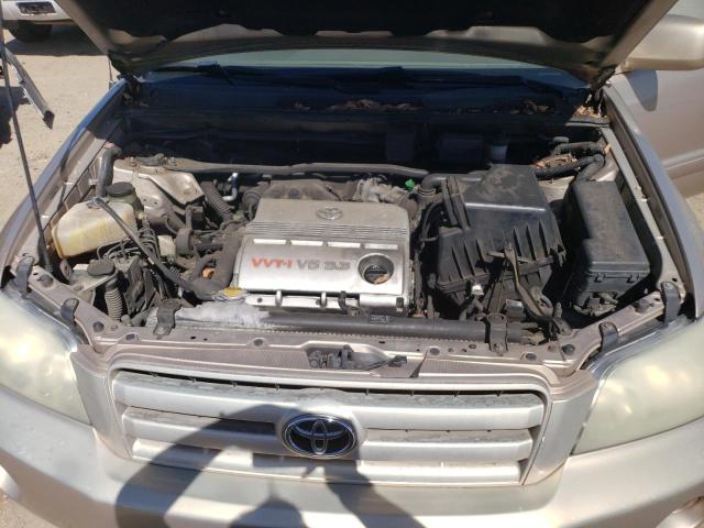 Photo 12 from auction – 2004 TOYOTA HIGHLANDER with VIN JTEGP21A440012618
