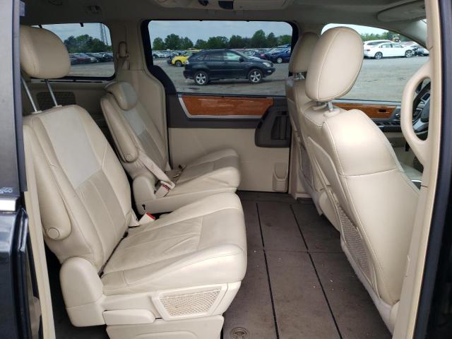 Photo 11 from auction – 2010 CHRYSLER TOWN & COU with VIN 2A4RR6DX3AR133926