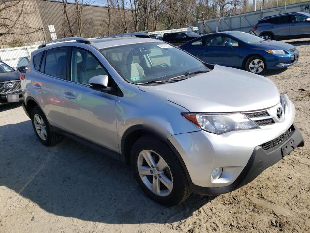 Photo 4 from auction – 2013 TOYOTA RAV4 XLE with VIN 2T3RFREV8DW026345