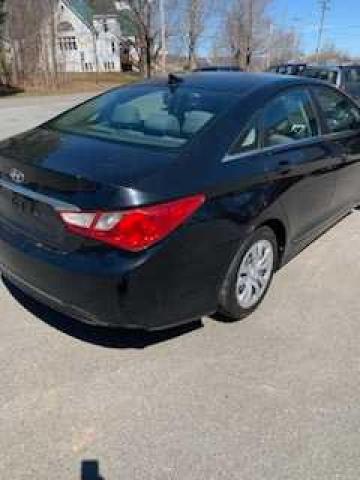 Photo 4 from auction – 2012 HYUNDAI SONATA GLS with VIN 5NPEB4AC2CH409396