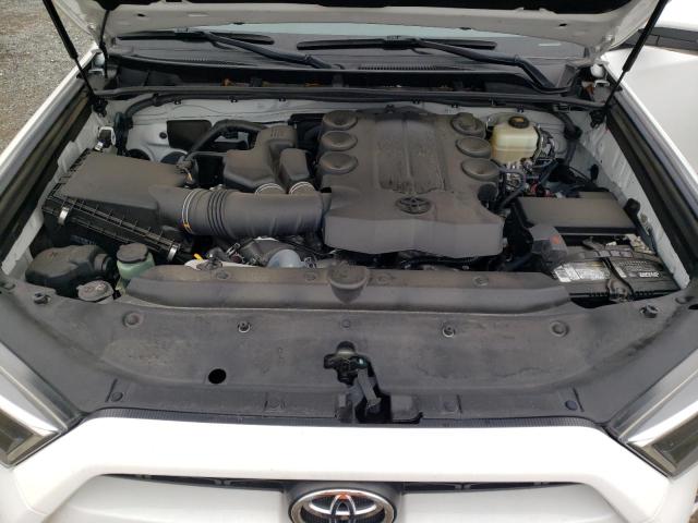 Photo 11 from auction – 2017 TOYOTA 4RUNNER SR with VIN JTEBU5JR4H5457511