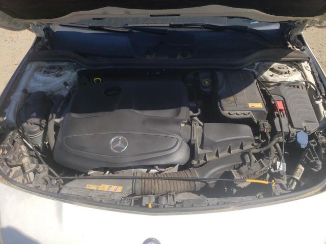 Photo 11 from auction – 2014 MERCEDES-BENZ CLA 250 with VIN WDDSJ4EB2EN134550