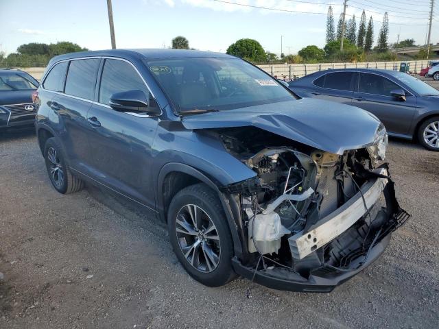 Photo 4 from auction – 2018 TOYOTA HIGHLANDER with VIN 5TDZARFH2JS034848