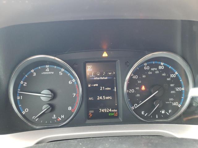 Photo 9 from auction – 2018 TOYOTA RAV4 LIMIT with VIN JTMYFREV1JD120779