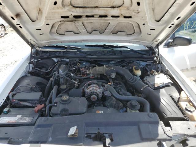 Photo 11 from auction – 2010 FORD CROWN VICT with VIN 2FABP7BV8AX109000