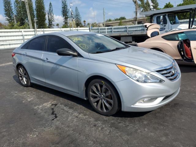 Photo 4 from auction – 2013 HYUNDAI SONATA SE with VIN 5NPEC4AC6DH778664