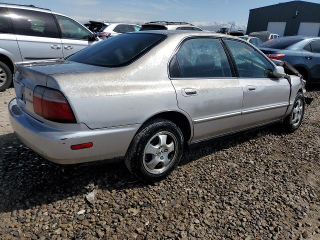Photo 3 from auction – 1997 HONDA ACCORD SE with VIN 1HGCD560XVA243260