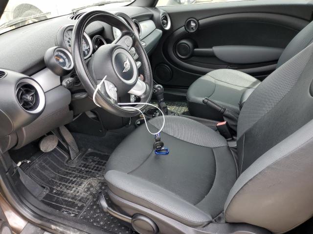 Photo 7 from auction – 2010 MINI COOPER with VIN WMWMR3C50ATU98441