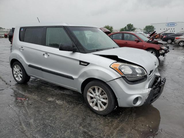 Photo 4 from auction – 2012 KIA SOUL with VIN KNDJT2A58C7357231