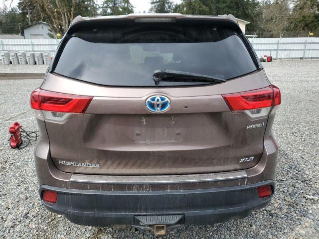 Photo 6 from auction – 2018 TOYOTA HIGHLANDER with VIN 5TDJGRFH7JS050281