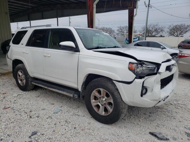 Photo 4 from auction – 2017 TOYOTA 4RUNNER SR with VIN JTEZU5JR0H5153820