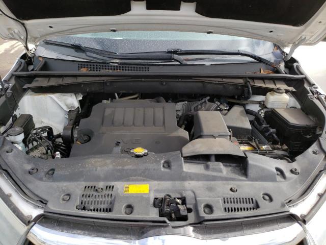 Photo 12 from auction – 2015 TOYOTA HIGHLANDER with VIN 5TDDKRFH4FS125862