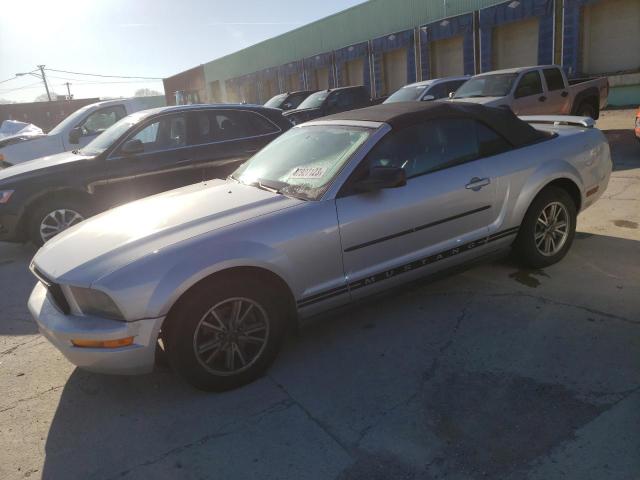 FORD MUSTANG 2005 with VIN 1ZVFT84N355213506 - Photo from auction