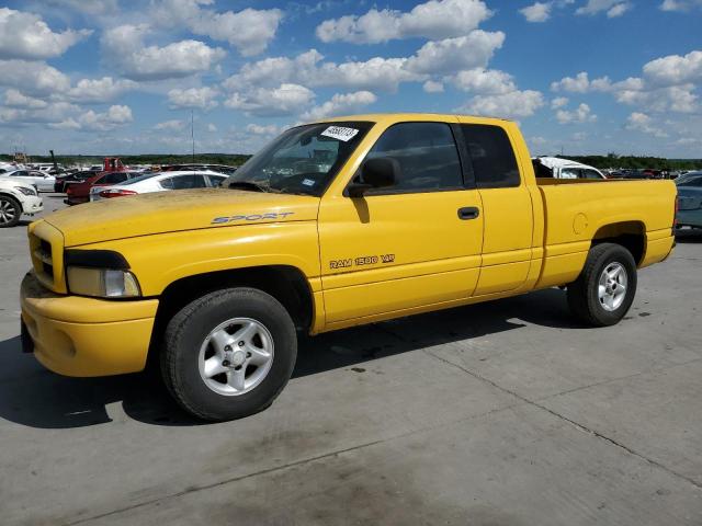 DODGE RAM 1500 2000 with VIN 1B7HC13Z0YJ140260 - Photo from auction