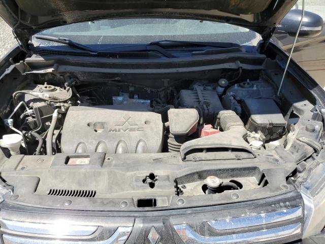 Photo 12 from auction – 2014 MITSUBISHI OUTLANDER with VIN JA4AZ3A35EZ015529