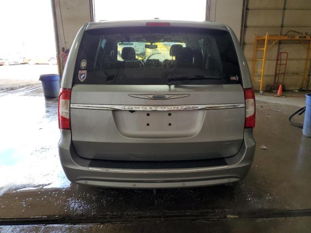 Photo 6 from auction – 2016 CHRYSLER TOWN & COU with VIN 2C4RC1GG4GR166383