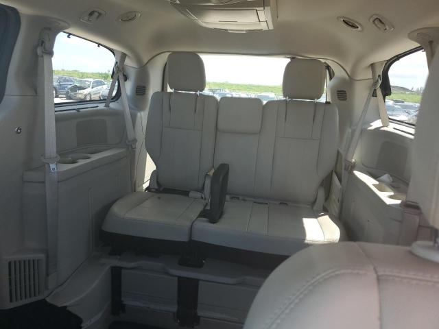 Photo 10 from auction – 2016 CHRYSLER TOWN & COU with VIN 2C4RC1CG6GR166827