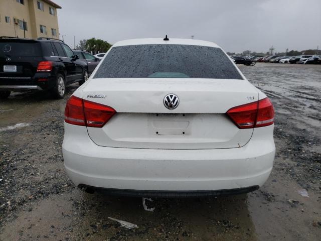 Photo 6 from auction – 2014 VOLKSWAGEN PASSAT S with VIN 1VWAT7A35EC077348