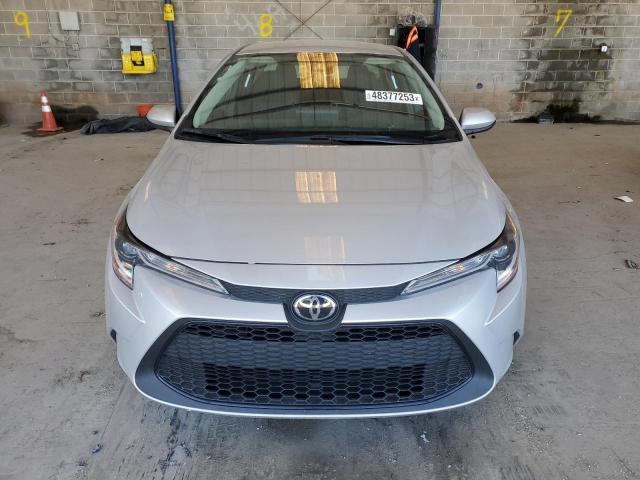 Photo 5 from auction – 2022 TOYOTA COROLLA LE with VIN 5YFEPMAE2NP324387