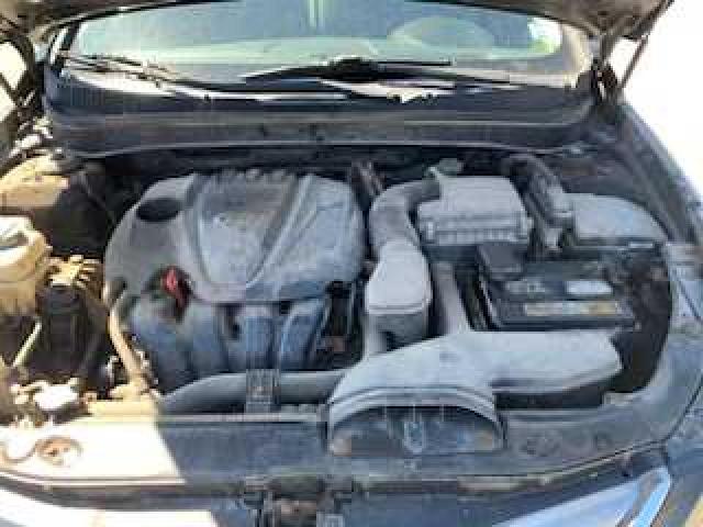 Photo 7 from auction – 2012 HYUNDAI SONATA GLS with VIN 5NPEB4AC2CH409396