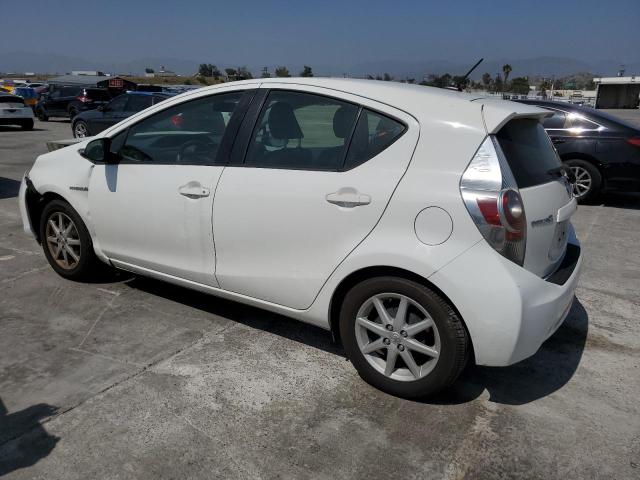 Photo 2 from auction – 2012 TOYOTA PRIUS C with VIN JTDKDTB34C1010700
