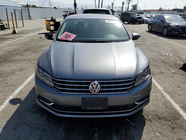 Photo 5 from auction – 2017 VOLKSWAGEN PASSAT S with VIN 1VWAT7A37HC007161